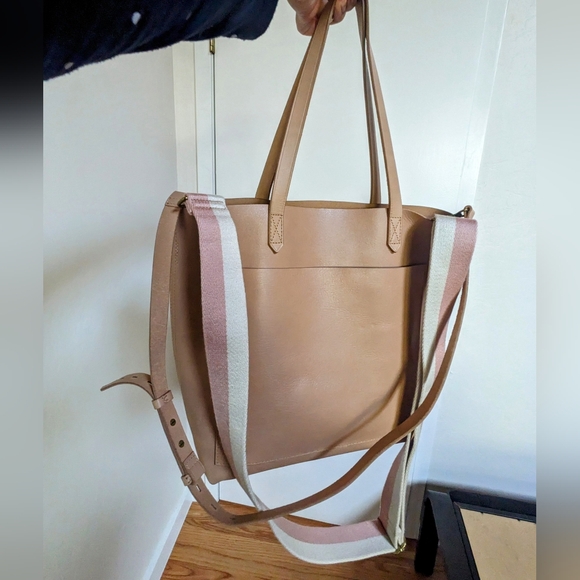 Madewell Rare Medium Transport Leather Tote - Picture 3 of 9